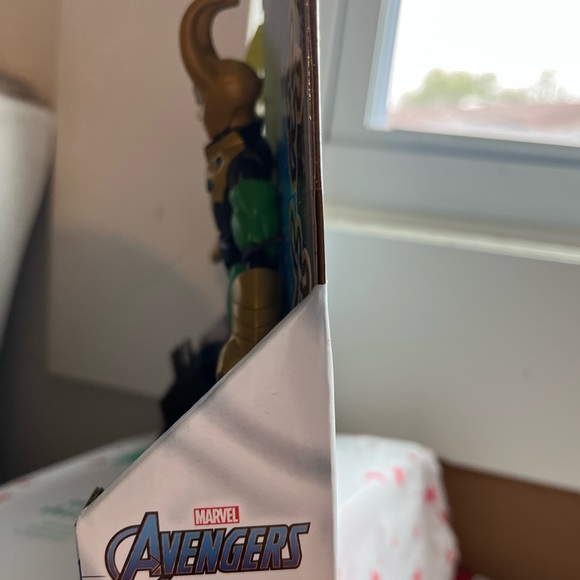 Avengers Action Figure - Picture 3 of 3